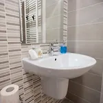 Kubiq By Coresi Apartman Brassó