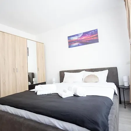 Kubiq By Coresi * Braşov