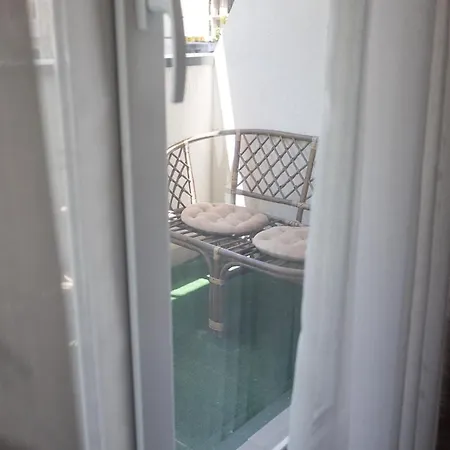 Kubiq By Coresi Apartman *