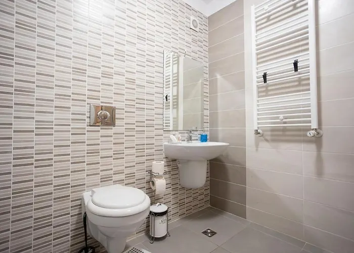 Kubiq By Coresi Apartment *